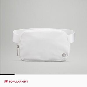 Lulu lemon belt bag white